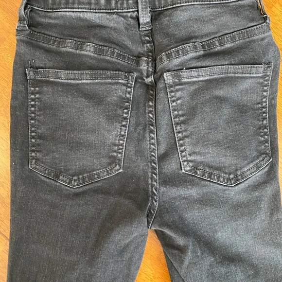 Free People Black Ripped Ankle Jeans Size 25 - Picture 4 of 10